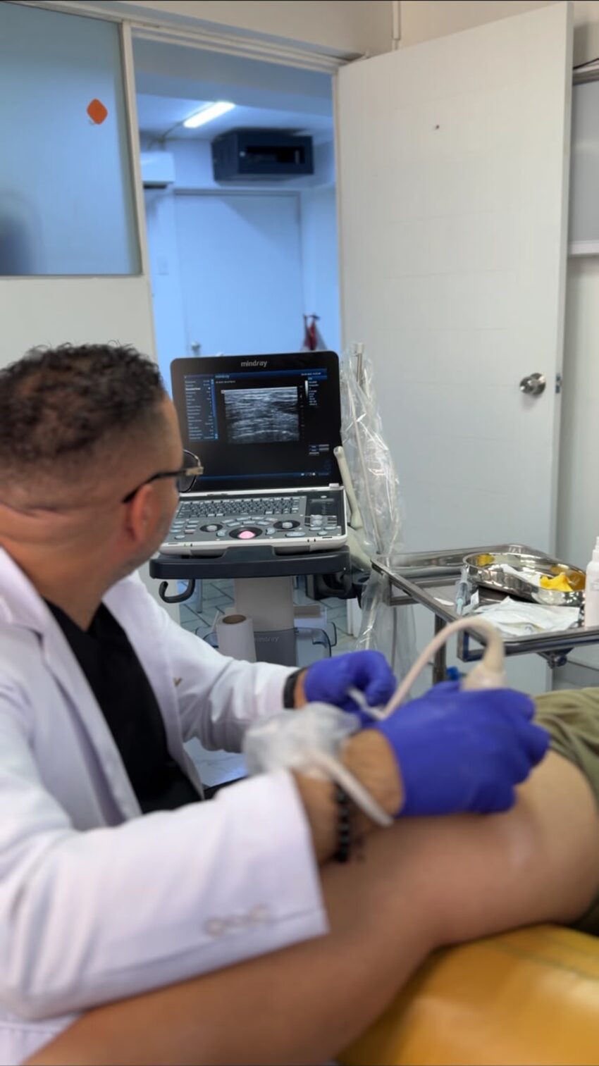 Infiltración de rodilla guiada por ecografía